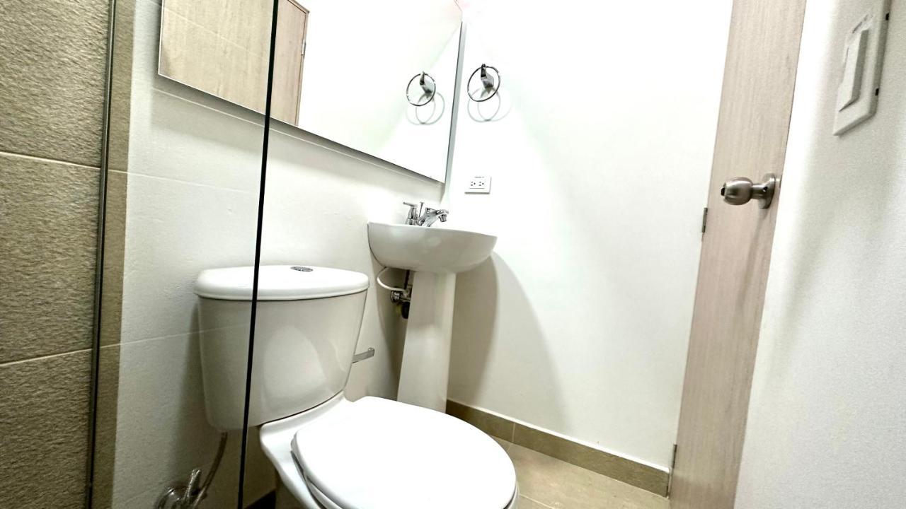 Sinu Loft Aparthotel Medellín Eksteriør bilde